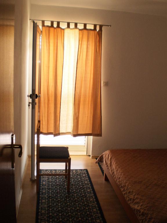 Apartments Vala Rogoznica  Bilik gambar